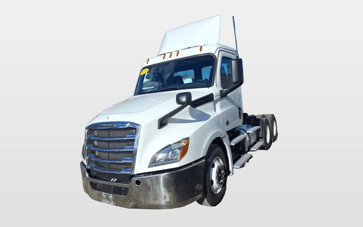 2019 Freightliner - image 1
