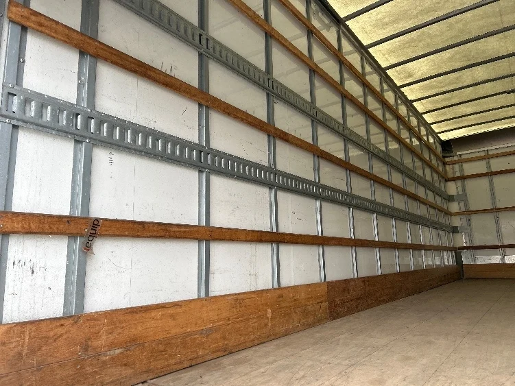 2022 International MV - image 6