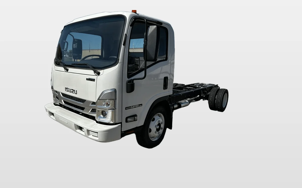 2025 Isuzu NPR - image 1
