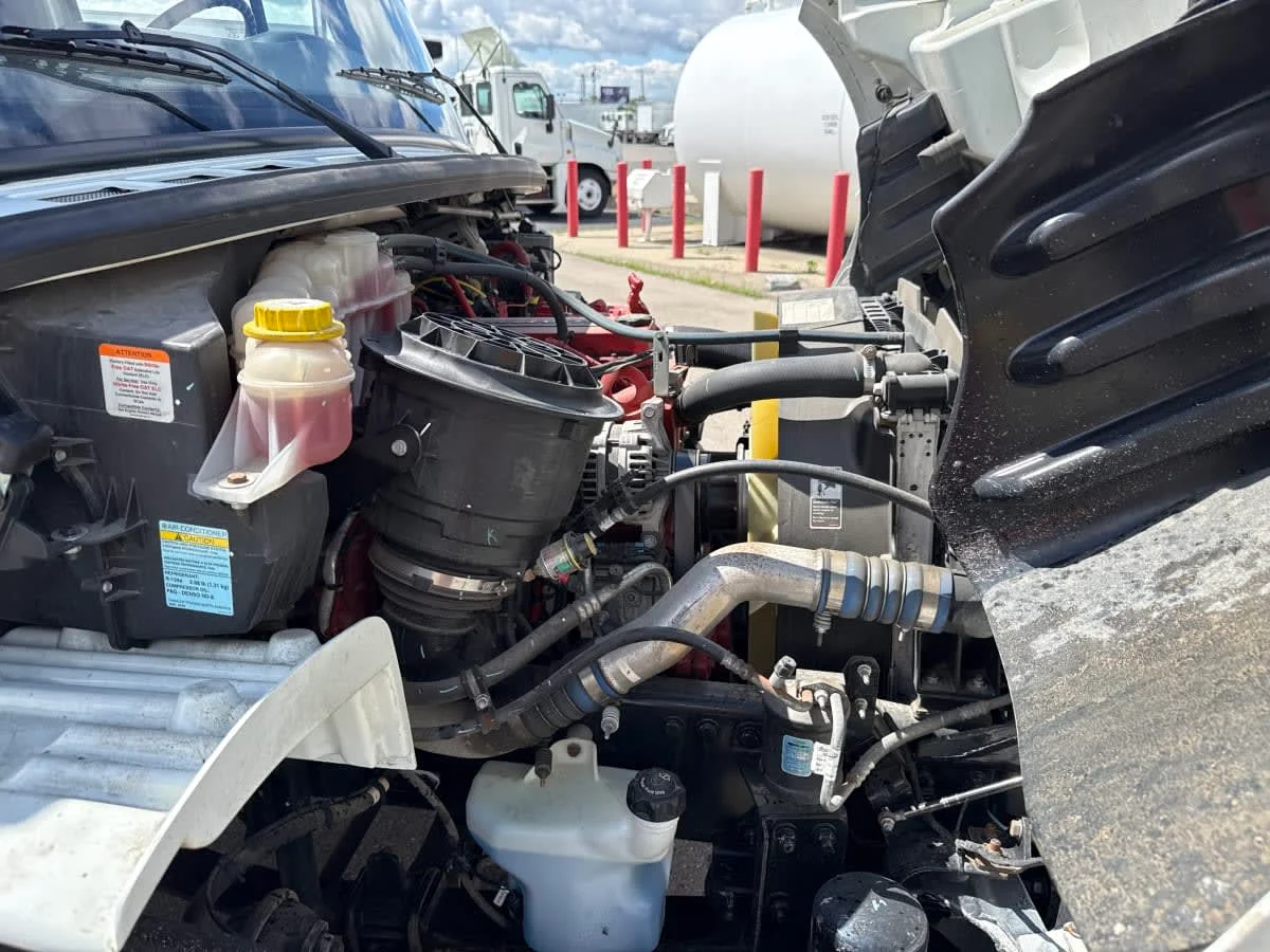 2020 Freightliner M2 106 in Taylor, MI — photo 13