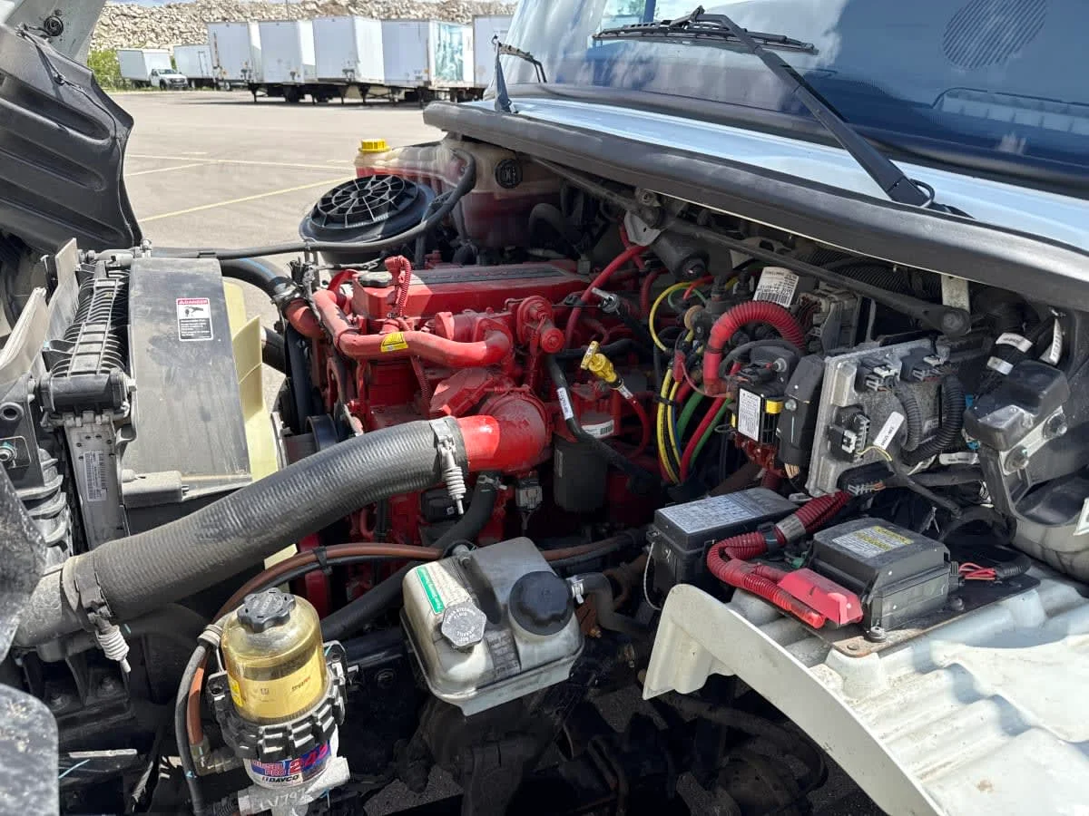 2020 Freightliner M2 106 in Taylor, MI — photo 9