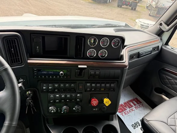 2025 International HX in West Michigan International, MI — photo 4