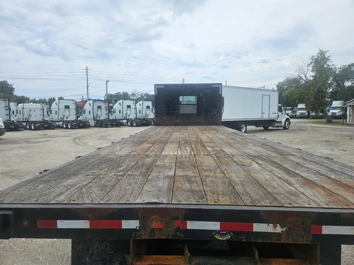 2019 Freightliner M2 106 in Orlando, FL — photo 8
