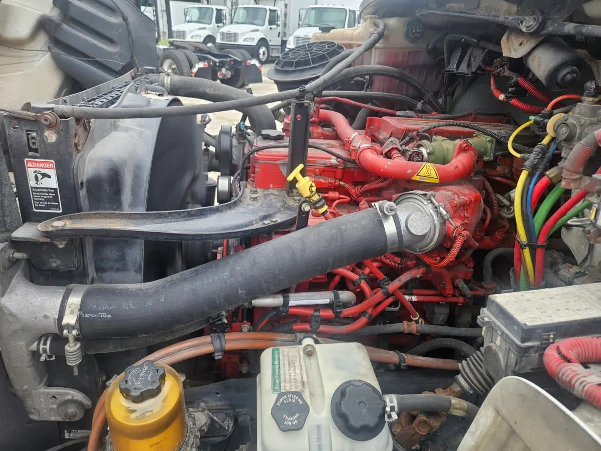 2019 Freightliner M2 106 in Orlando, FL — photo 9