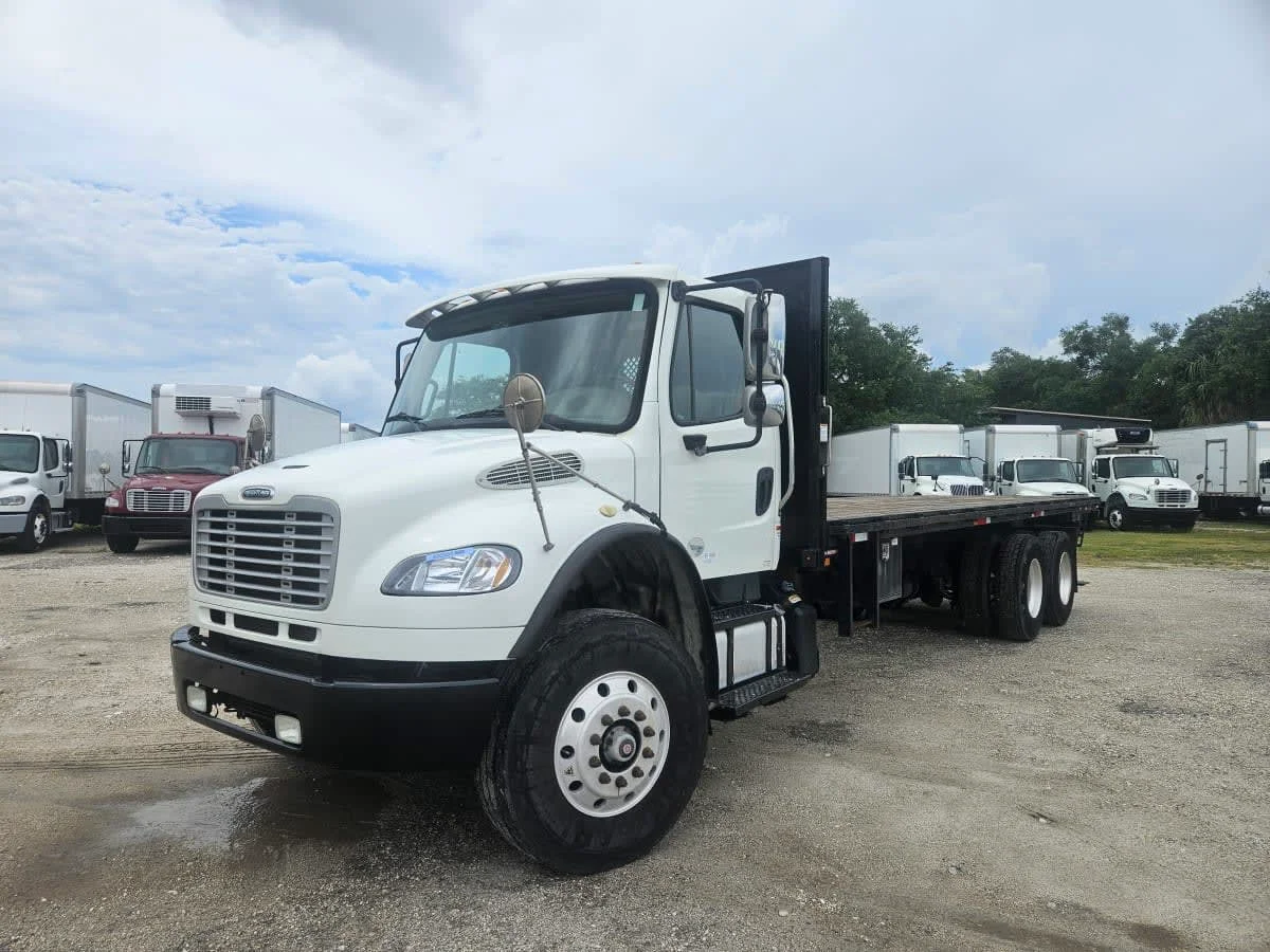 2019 Freightliner M2 106