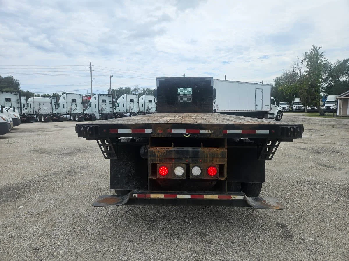 2019 Freightliner M2 106 in Orlando, FL — photo 5