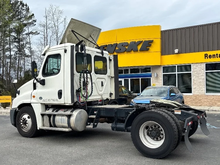 2019 Freightliner Cascadia in Ladson, SC — photo 5