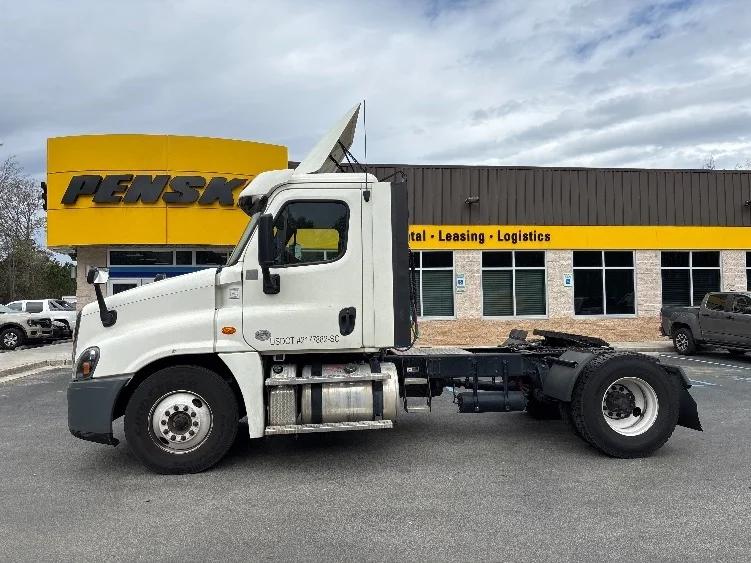 2019 Freightliner Cascadia in Ladson, SC — photo 4