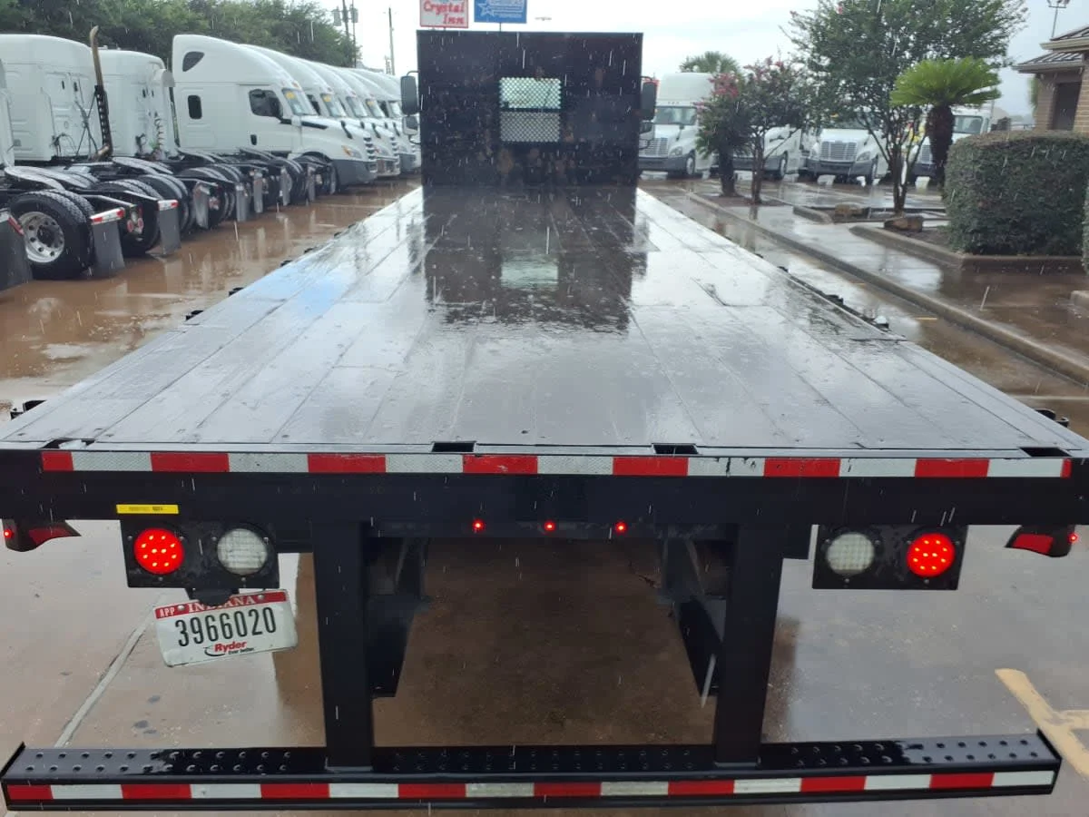 2019 Freightliner M2 106 in Houston, TX — photo 8