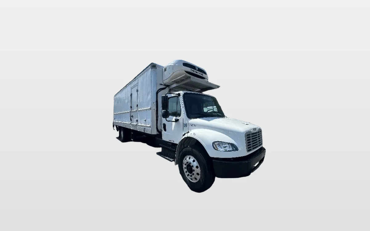 2019 Freightliner M2 106 - image 1