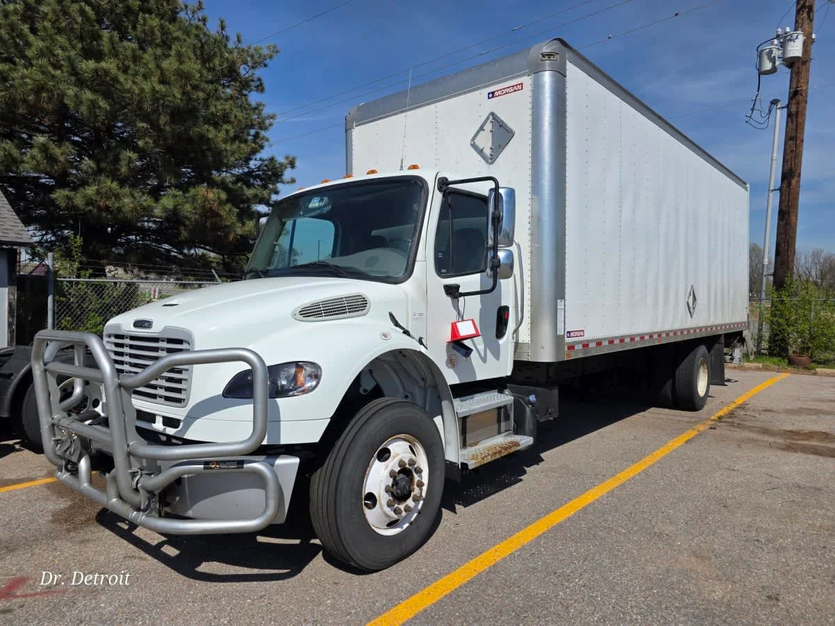 2023 Freightliner M2 106