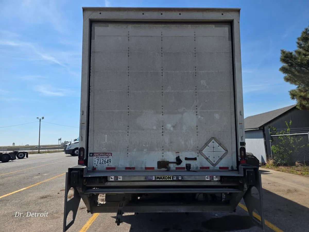 2023 Freightliner M2 106 in Kansas City, MO — photo 5