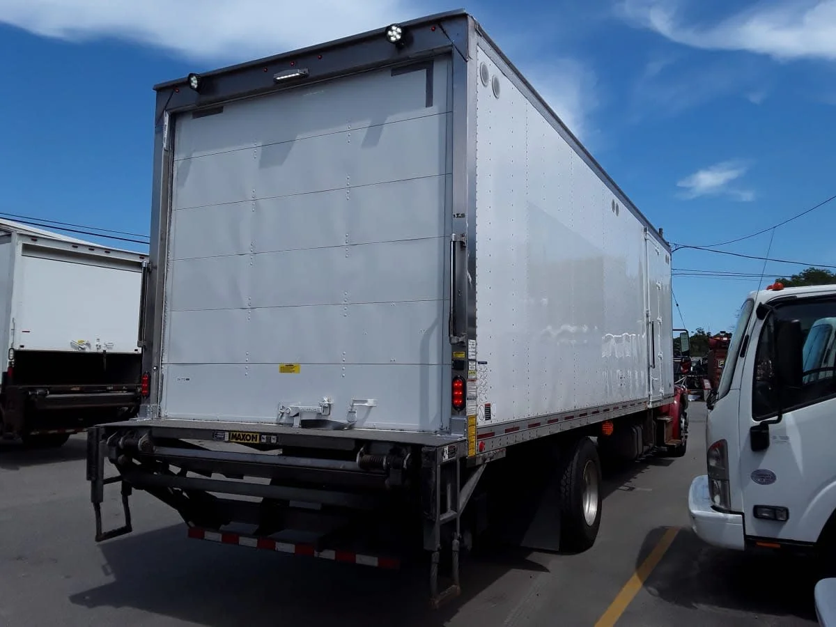 2020 Freightliner M2 106 - image 4