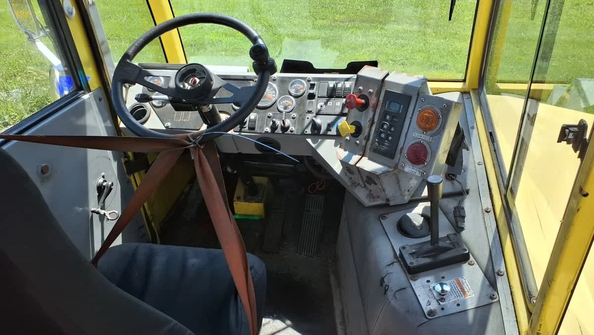 2021 Autocar in West Chester, OH — photo 7