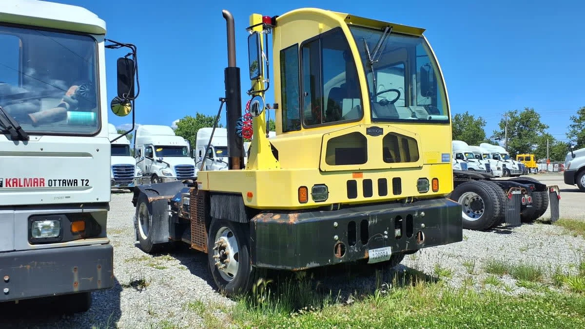 2021 Autocar in West Chester, OH — photo 3