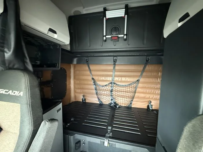 2022 Freightliner Cascadia - image 14