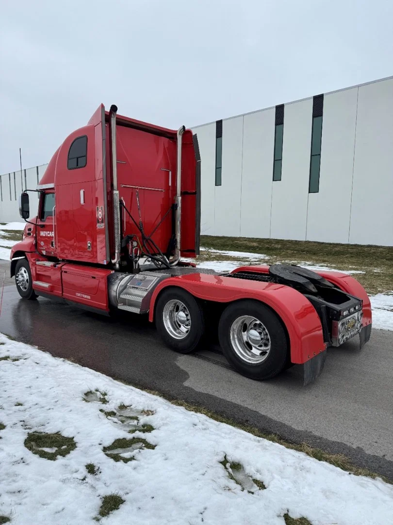 2018 MACK CXU613 - USED TRUCKS SLEEPER - image 4