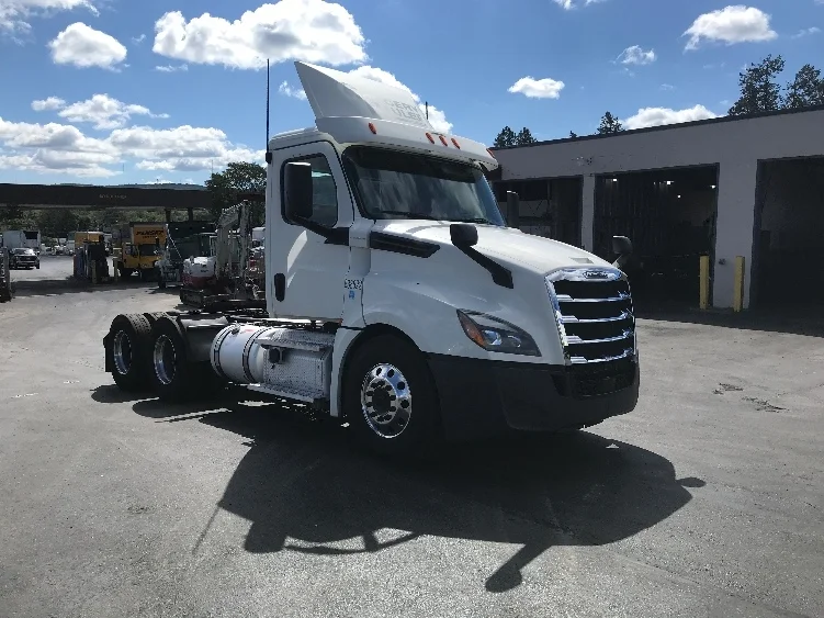 2020 Freightliner Cascadia in South Plainfield, NJ