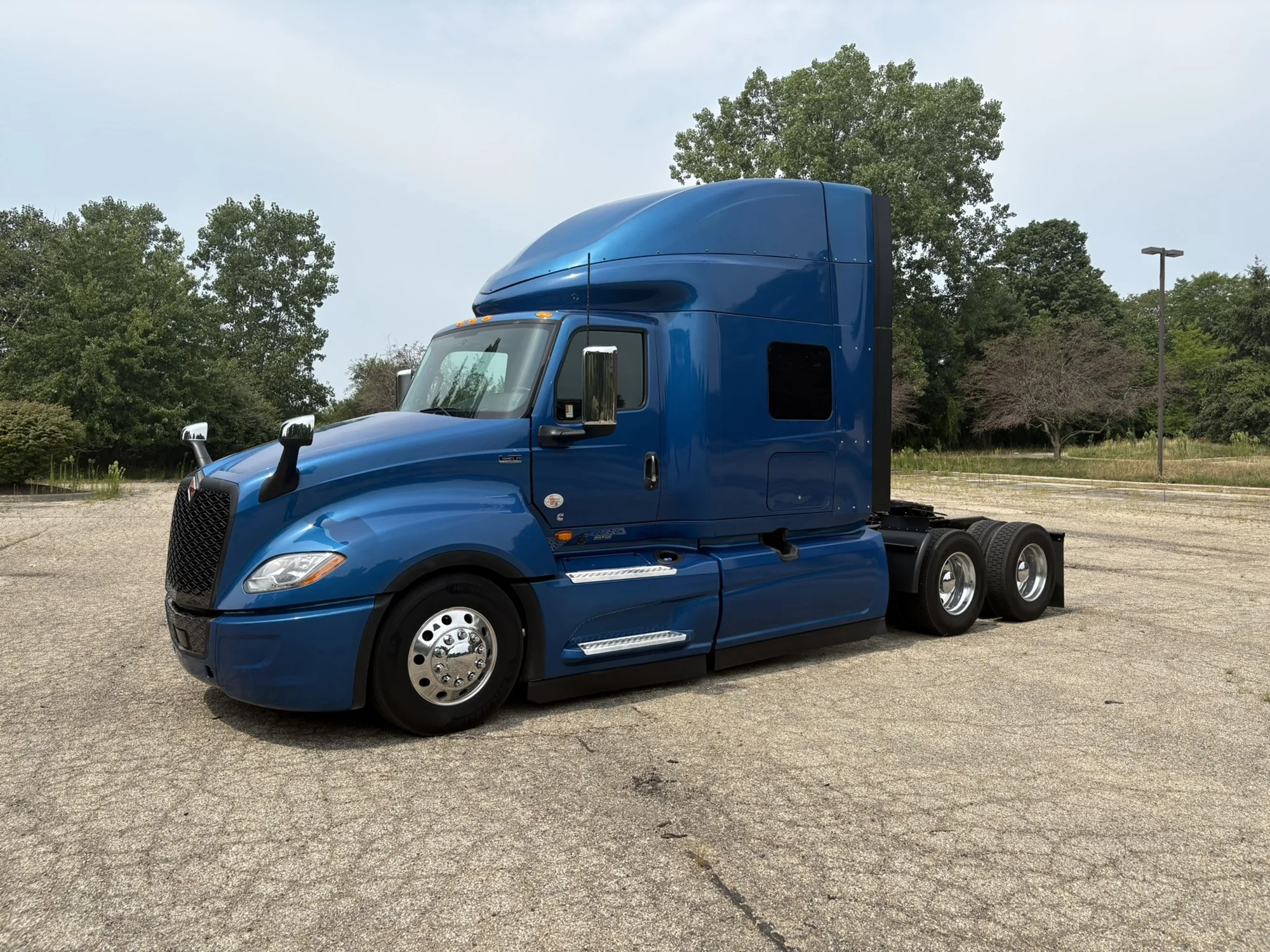 2025 International LT