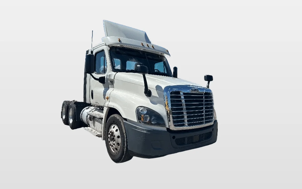 2018 Freightliner - image 1