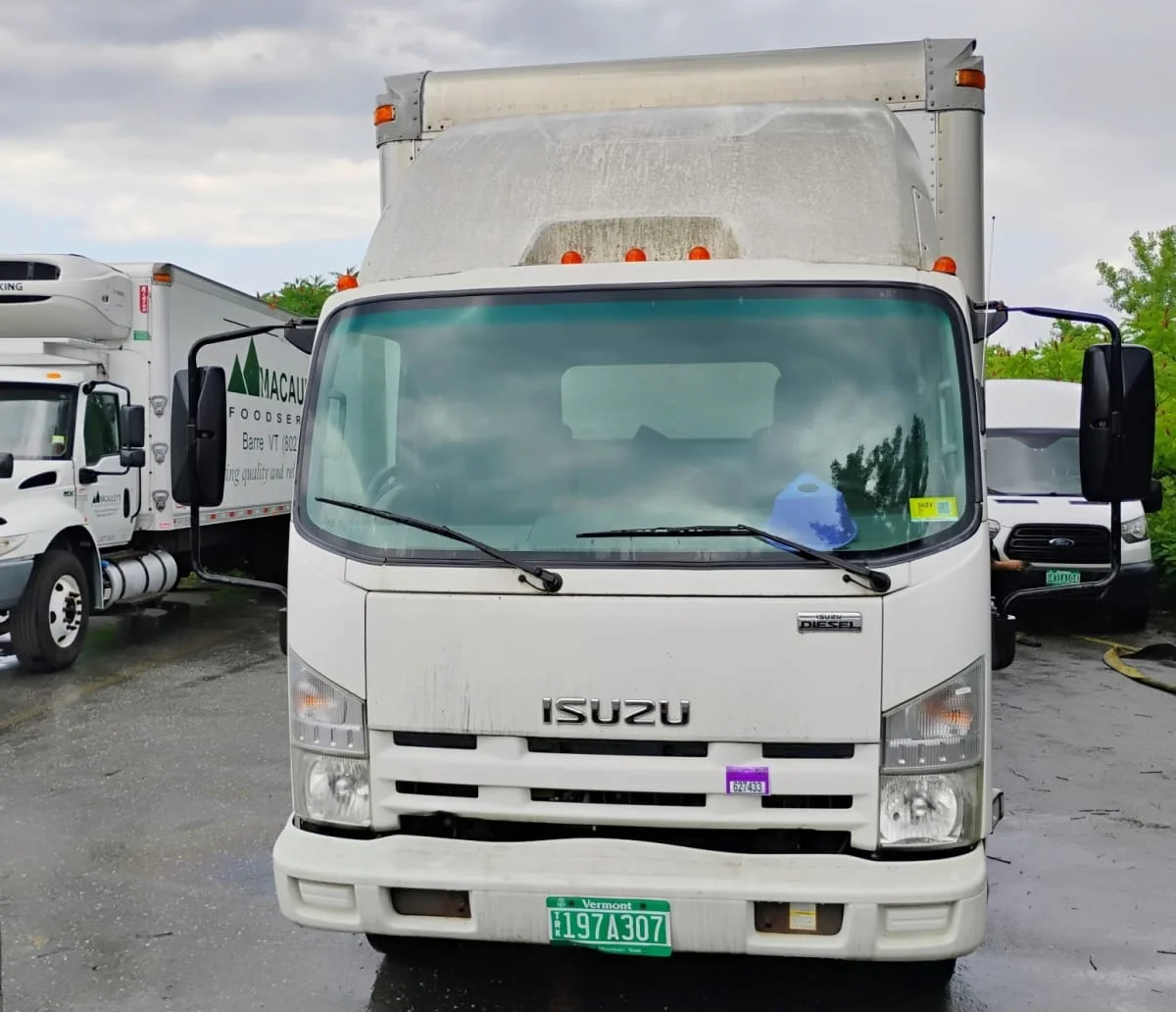 2014 Isuzu NRR in Springfield, MA — photo 2