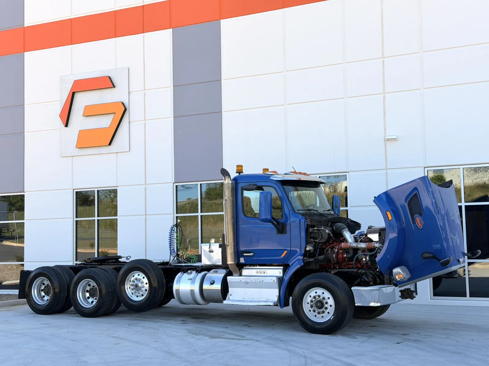 2016 Peterbilt 567 in Greer, SC — photo 9