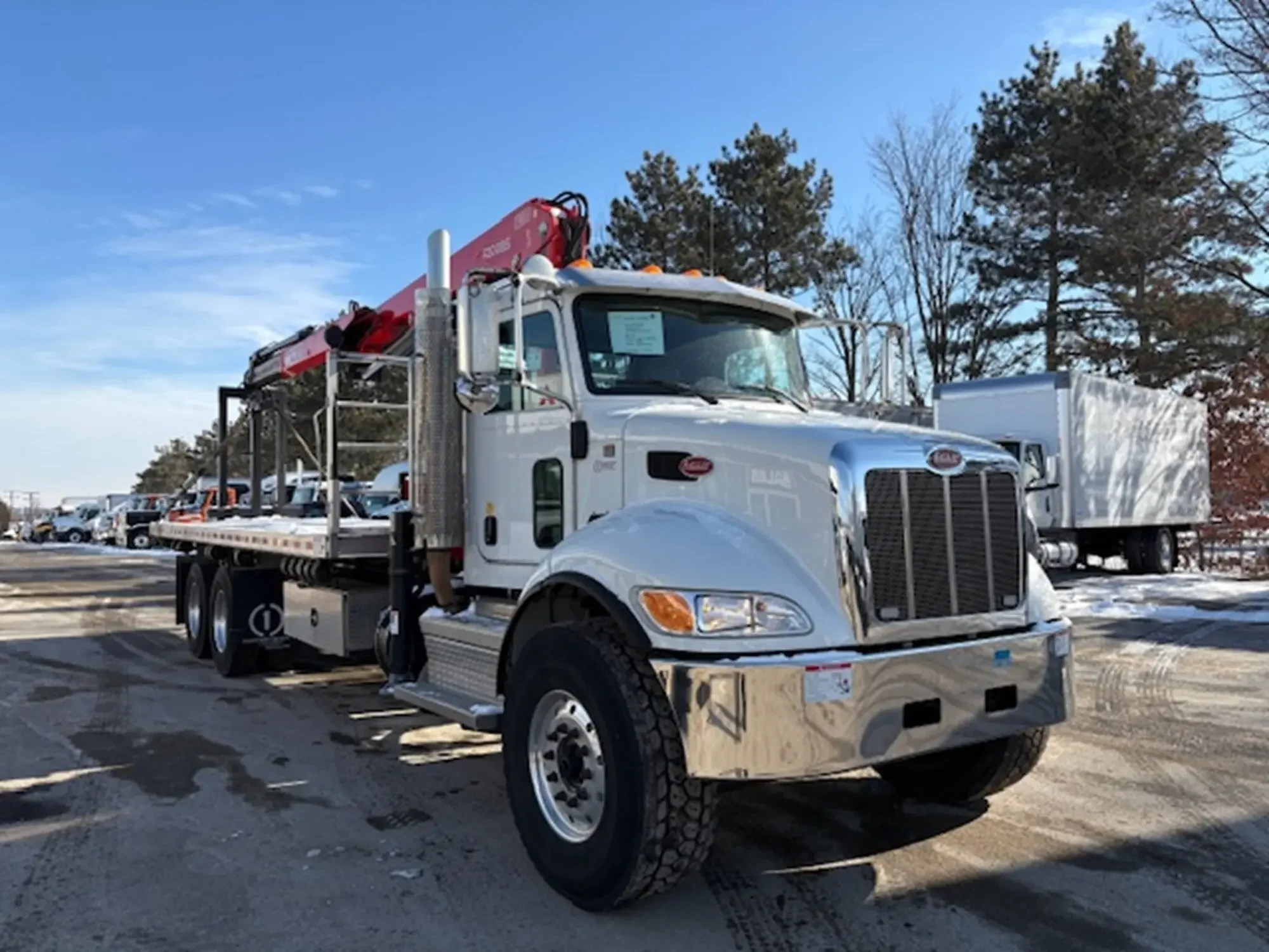 2022 Peterbilt 348 in Manchester, NH — photo 4