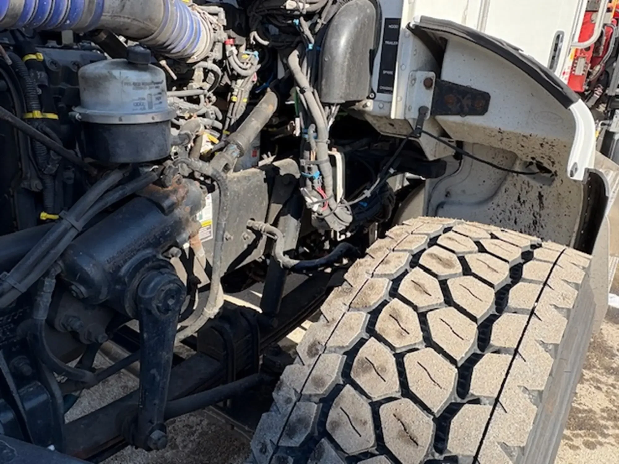 2022 Peterbilt 348 - image 28