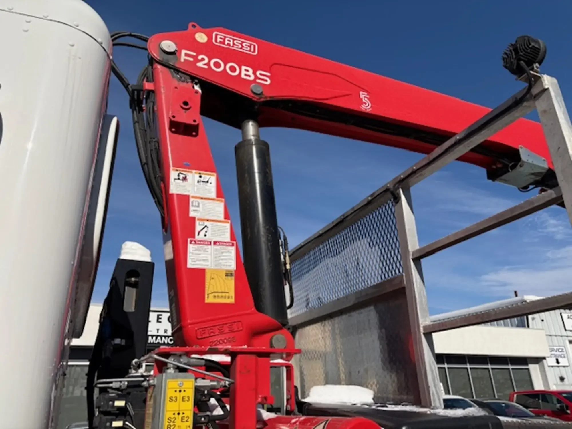 2022 Peterbilt 348 - image 21