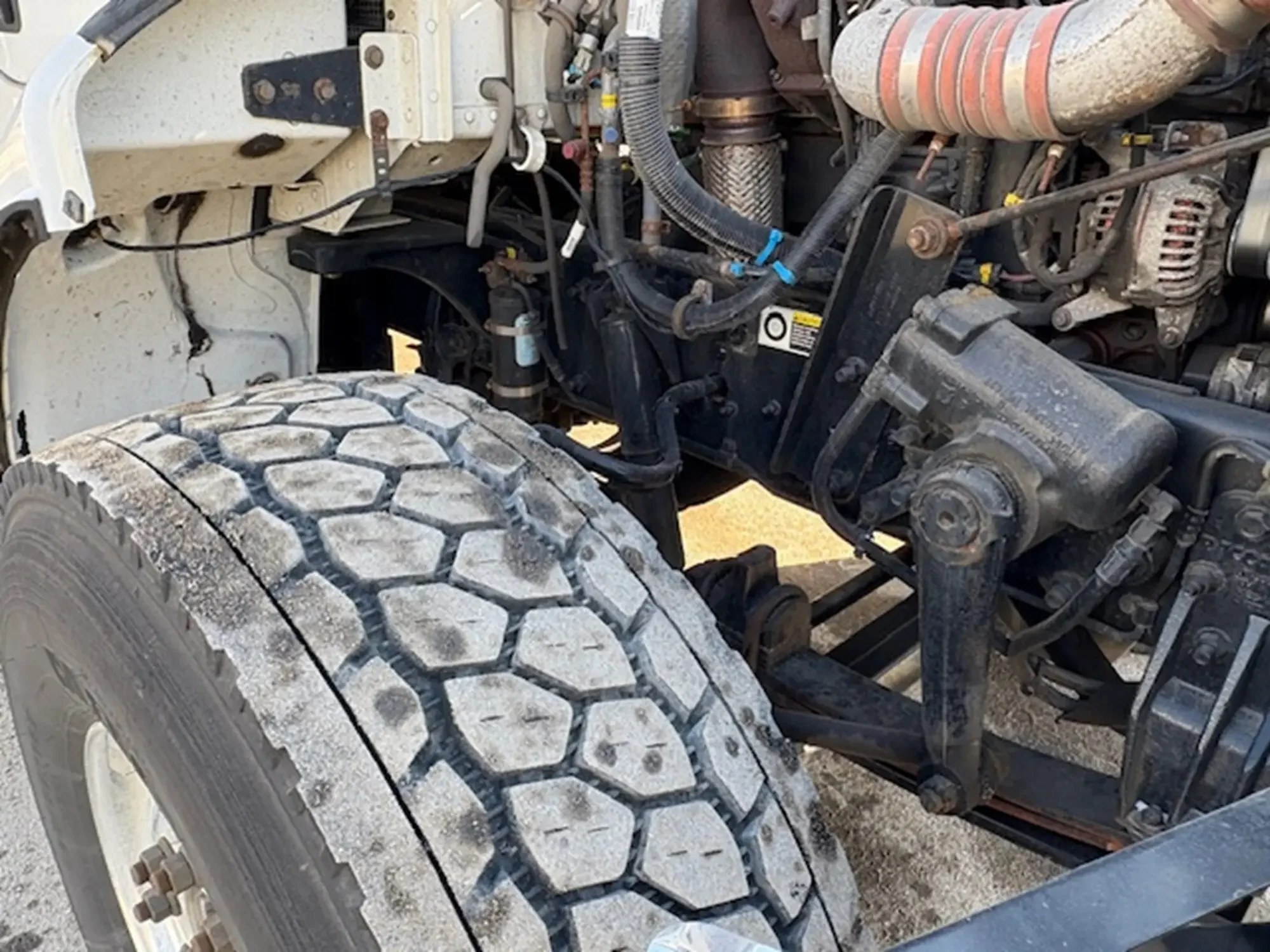 2022 Peterbilt 348 - image 30