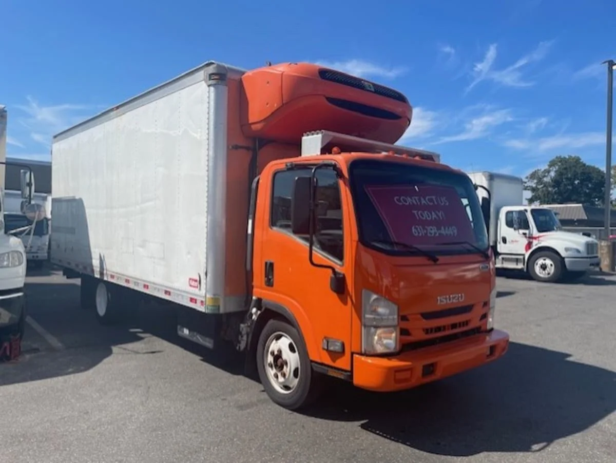 2019 Isuzu NQR - image 3