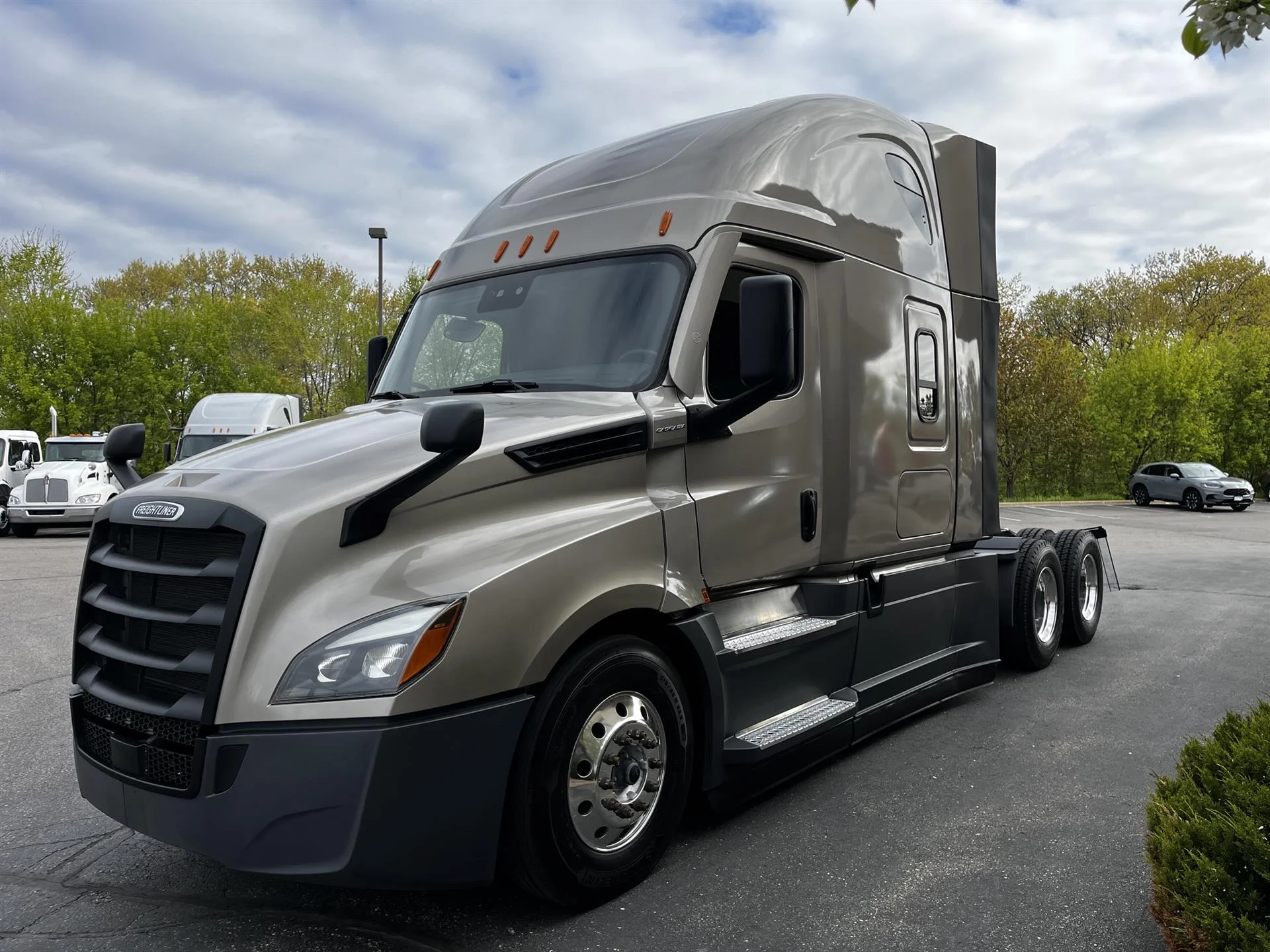 2024 Freightliner Cascadia in Inver Grove Heights, MN — photo 6