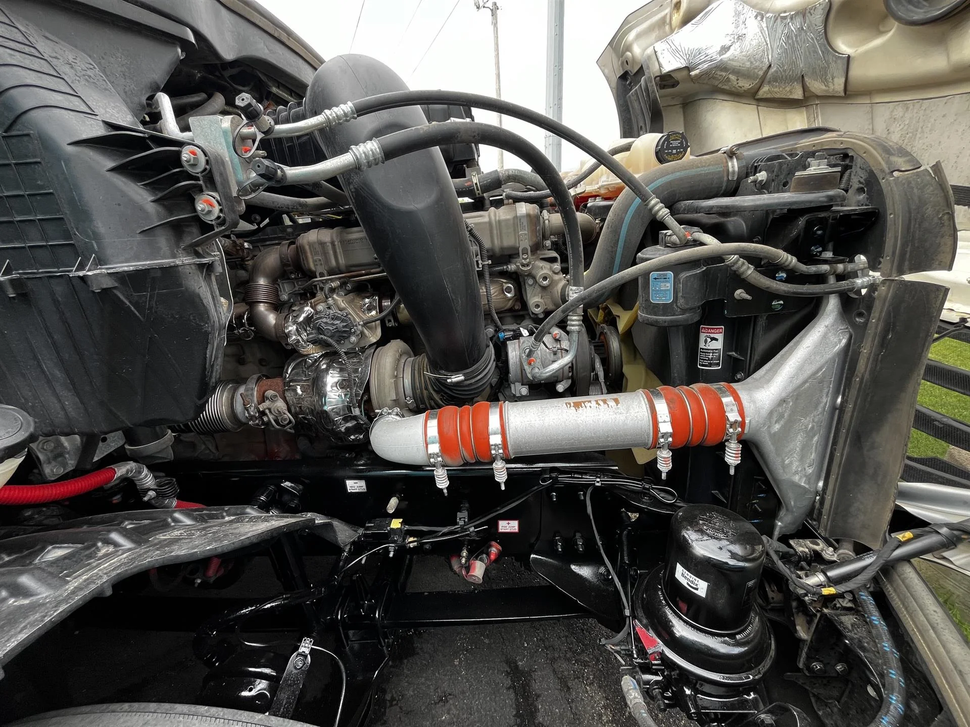 2024 Freightliner Cascadia in Inver Grove Heights, MN — photo 19