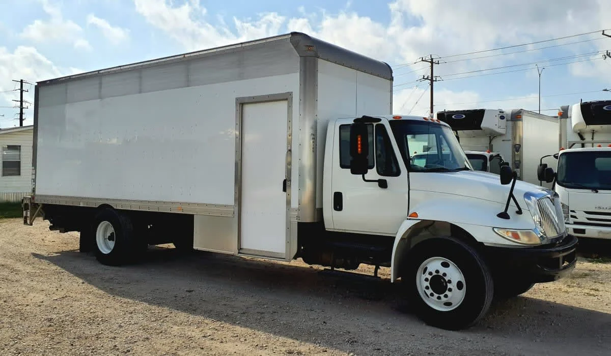 2018 International 4300 in Converse, TX