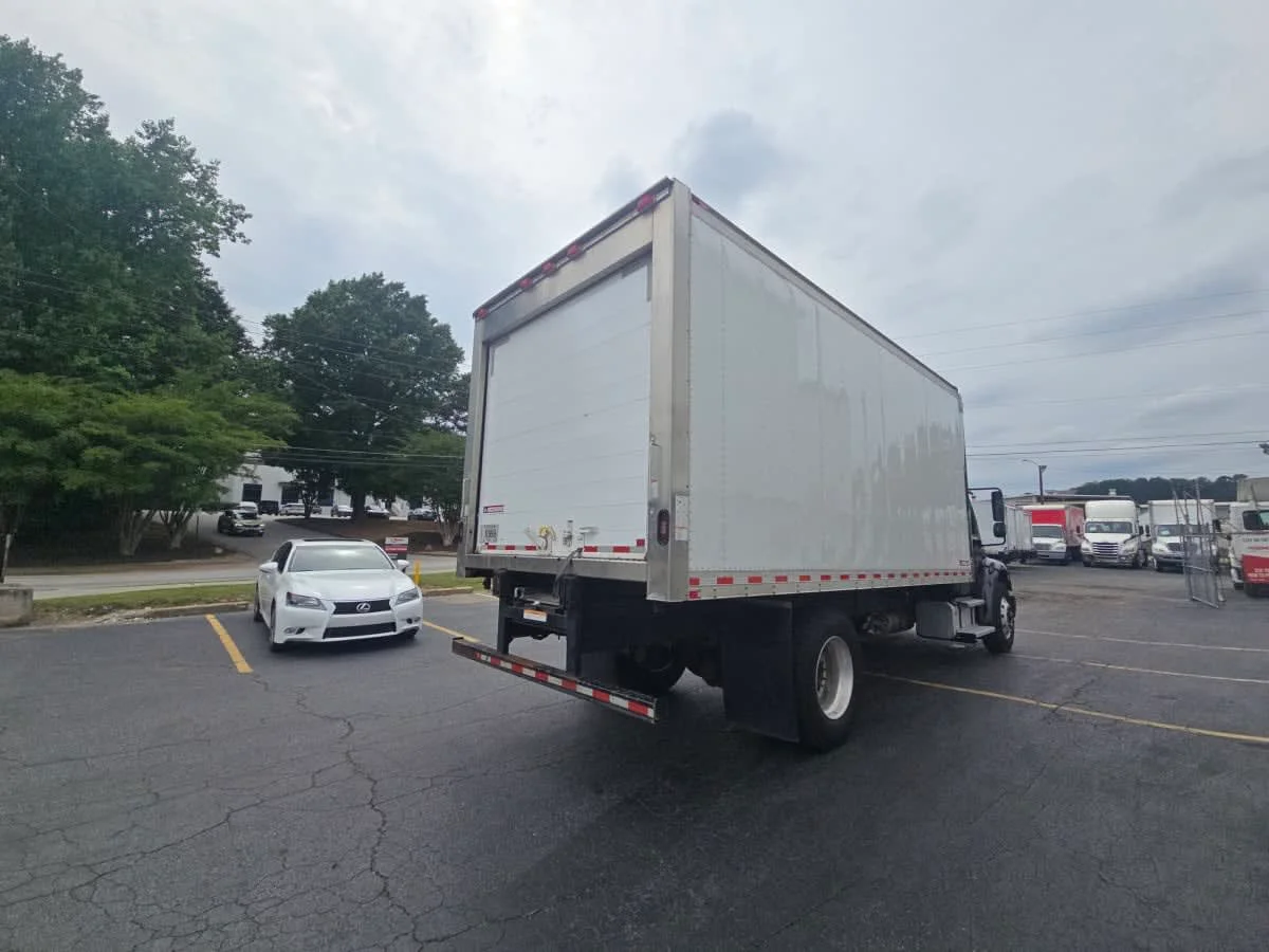 2020 Freightliner M2 106 in Doraville, GA — photo 4