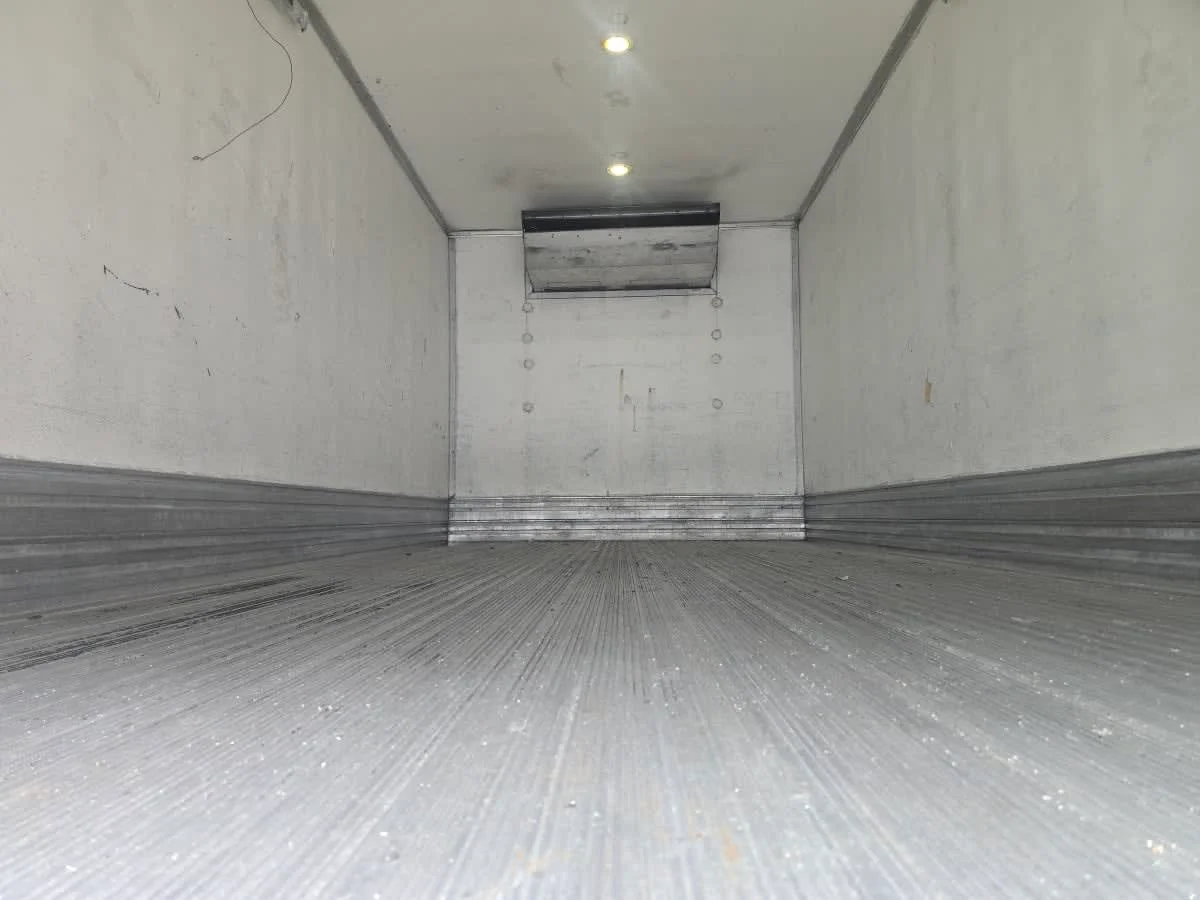 2020 Freightliner M2 106 in Doraville, GA — photo 9