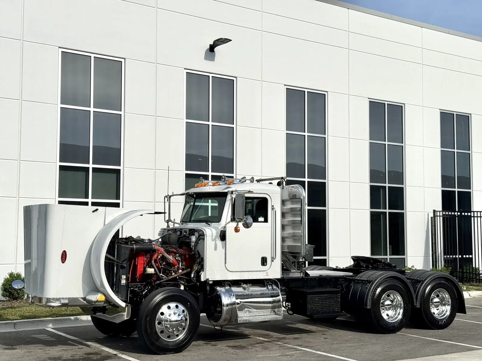 2005 Peterbilt 379 in New Lenox, IL — photo 10