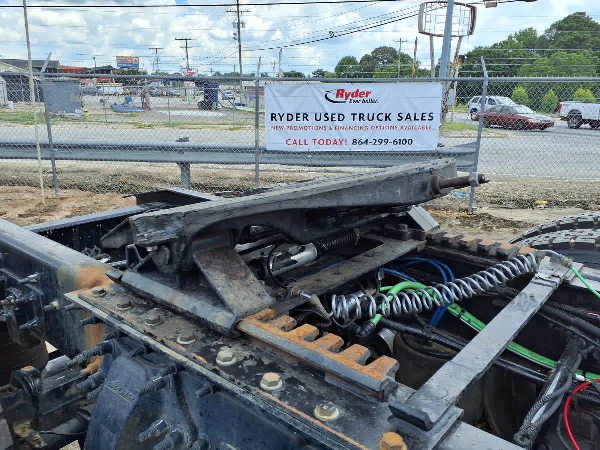 2020 Freightliner 122SD in Greenville, SC — photo 16