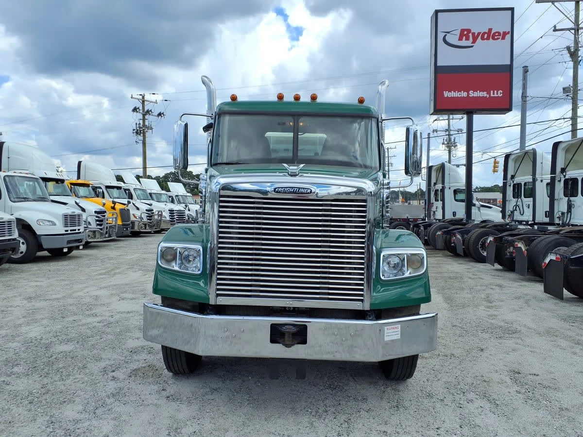2020 Freightliner 122SD in Greenville, SC — photo 2