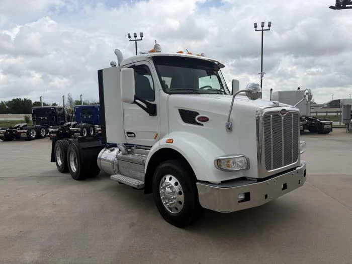 2019 Peterbilt 567 - image 9