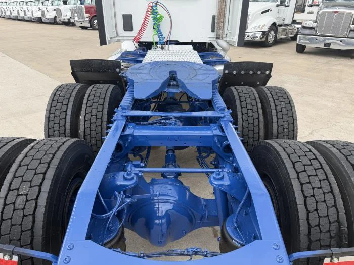 2019 Peterbilt 567 - image 15