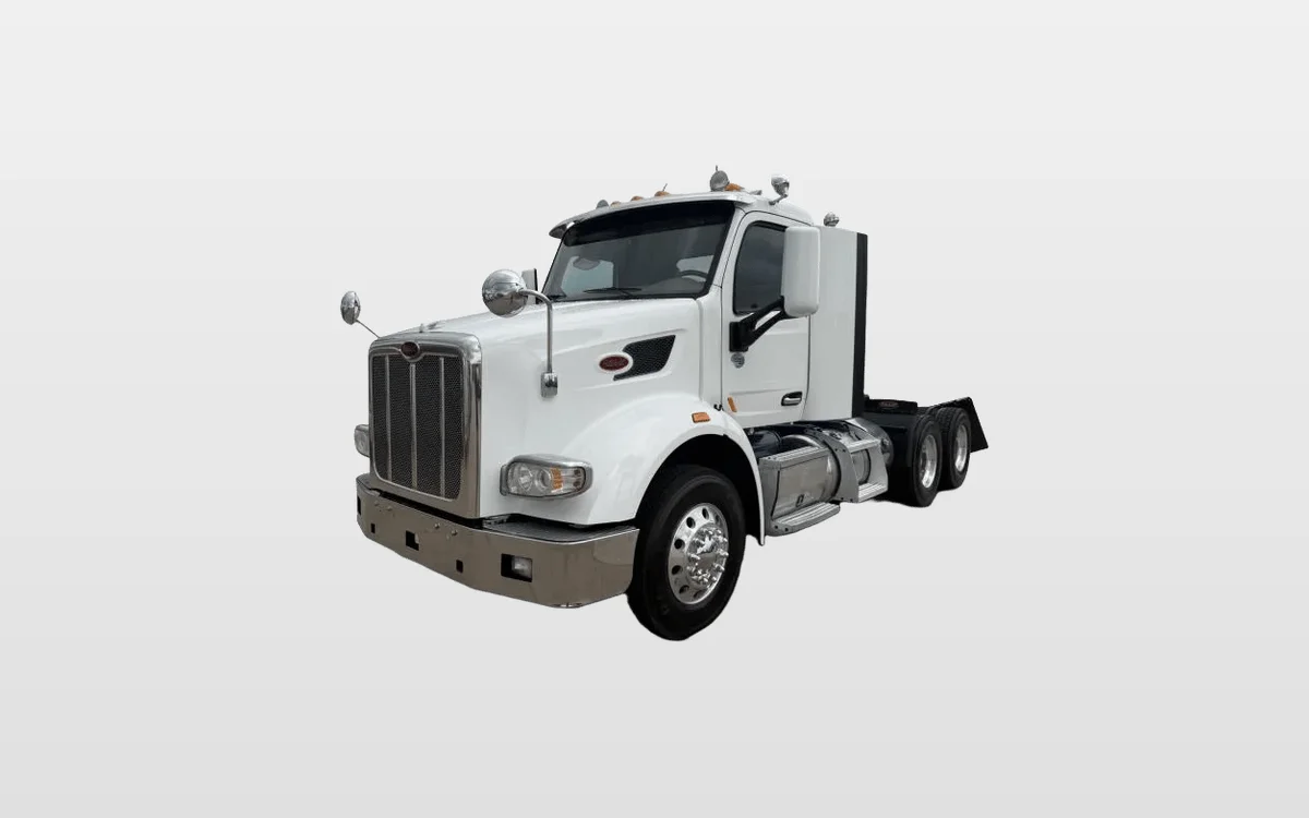 2019 Peterbilt 567 - image 1