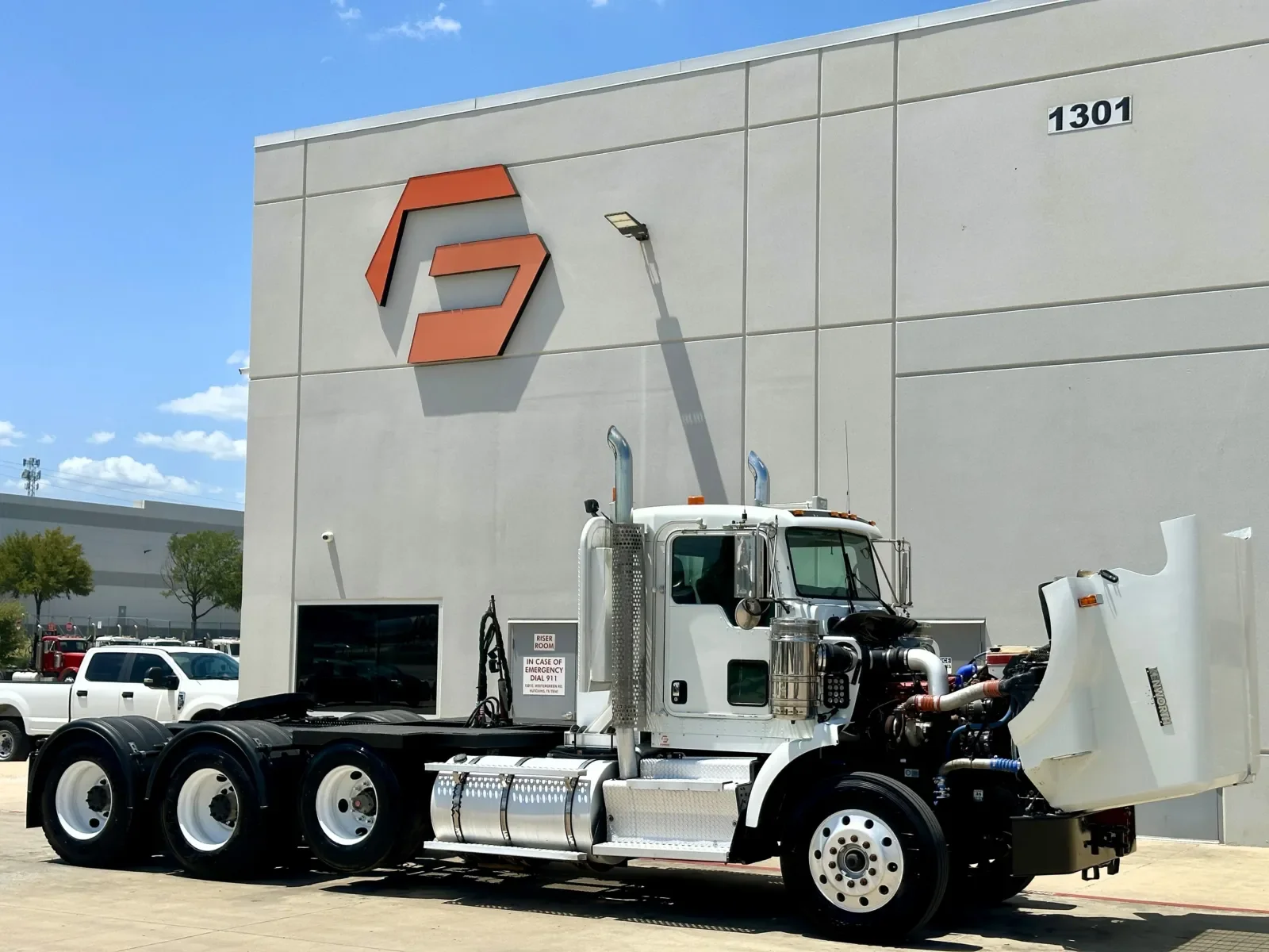 2013 Kenworth T800 in Hutchins, TX — photo 9