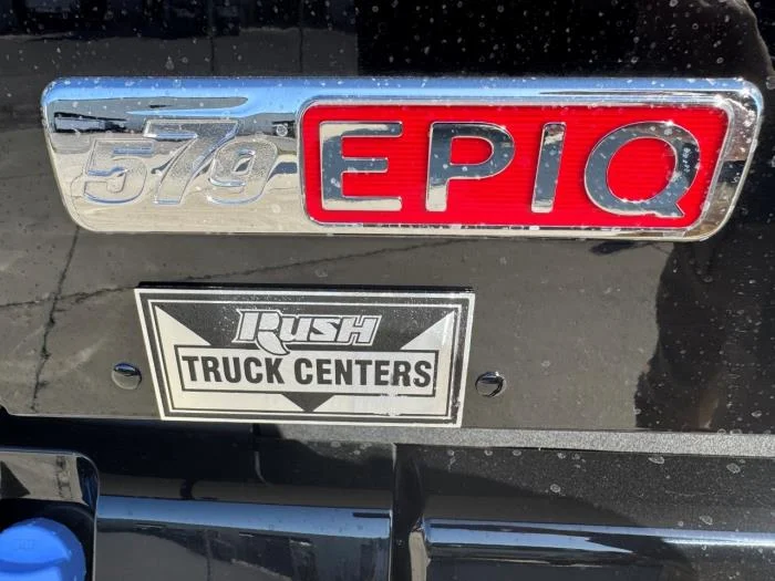 2027 Peterbilt 579 - image 12