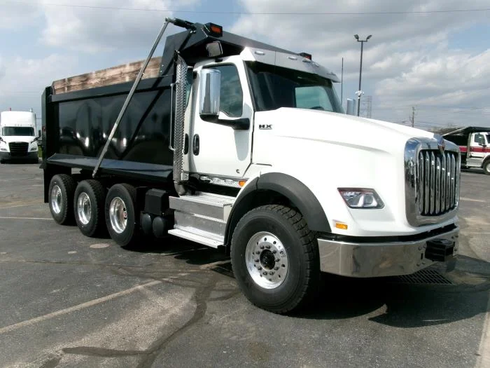 2026 International HX - image 4