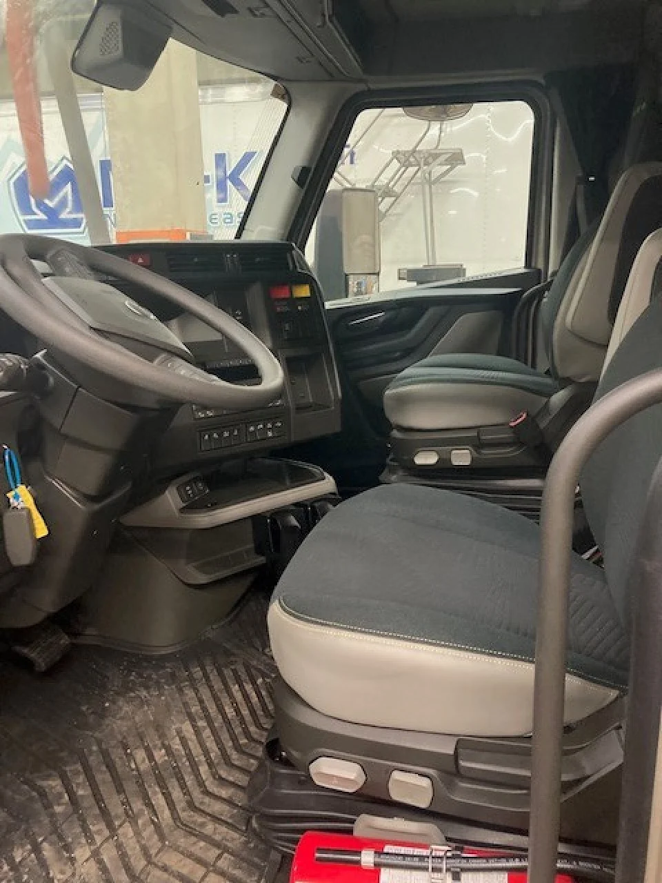 2025 Volvo in Erie, PA — photo 6