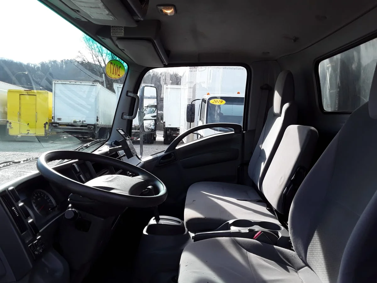 2017 Isuzu NQR - image 8