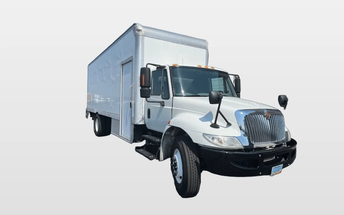 2018 International 4300 - image 1