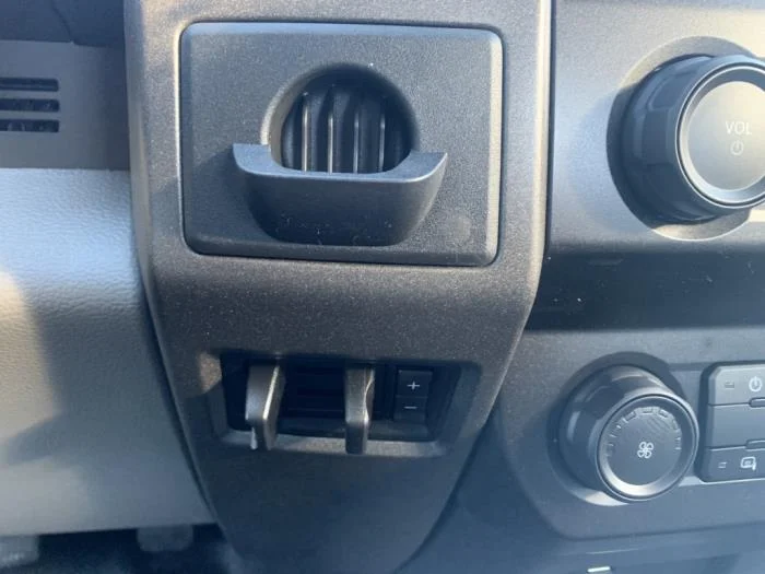 2026 Ford F-600 — photo 18