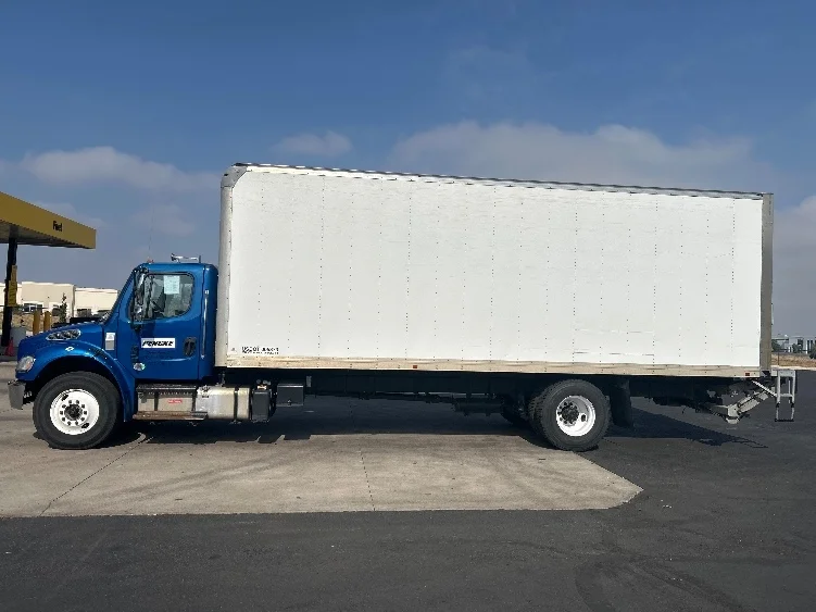 2021 Freightliner eM2 in Denver, CO — photo 4